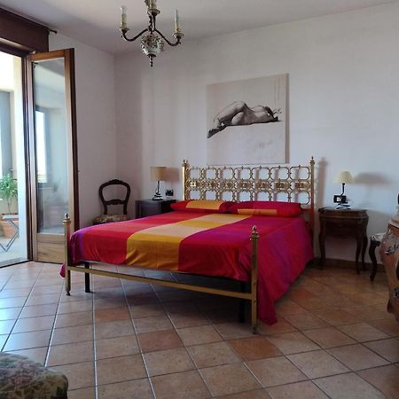 Favolosa Casa Con Terrazza, Idromassaggio, Cortile E Garage Auto 카로비그노 외부 사진