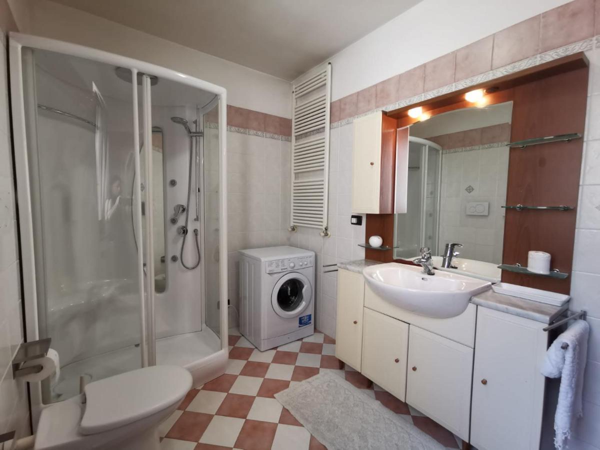Favolosa Casa Con Terrazza, Idromassaggio, Cortile E Garage Auto 카로비그노 외부 사진