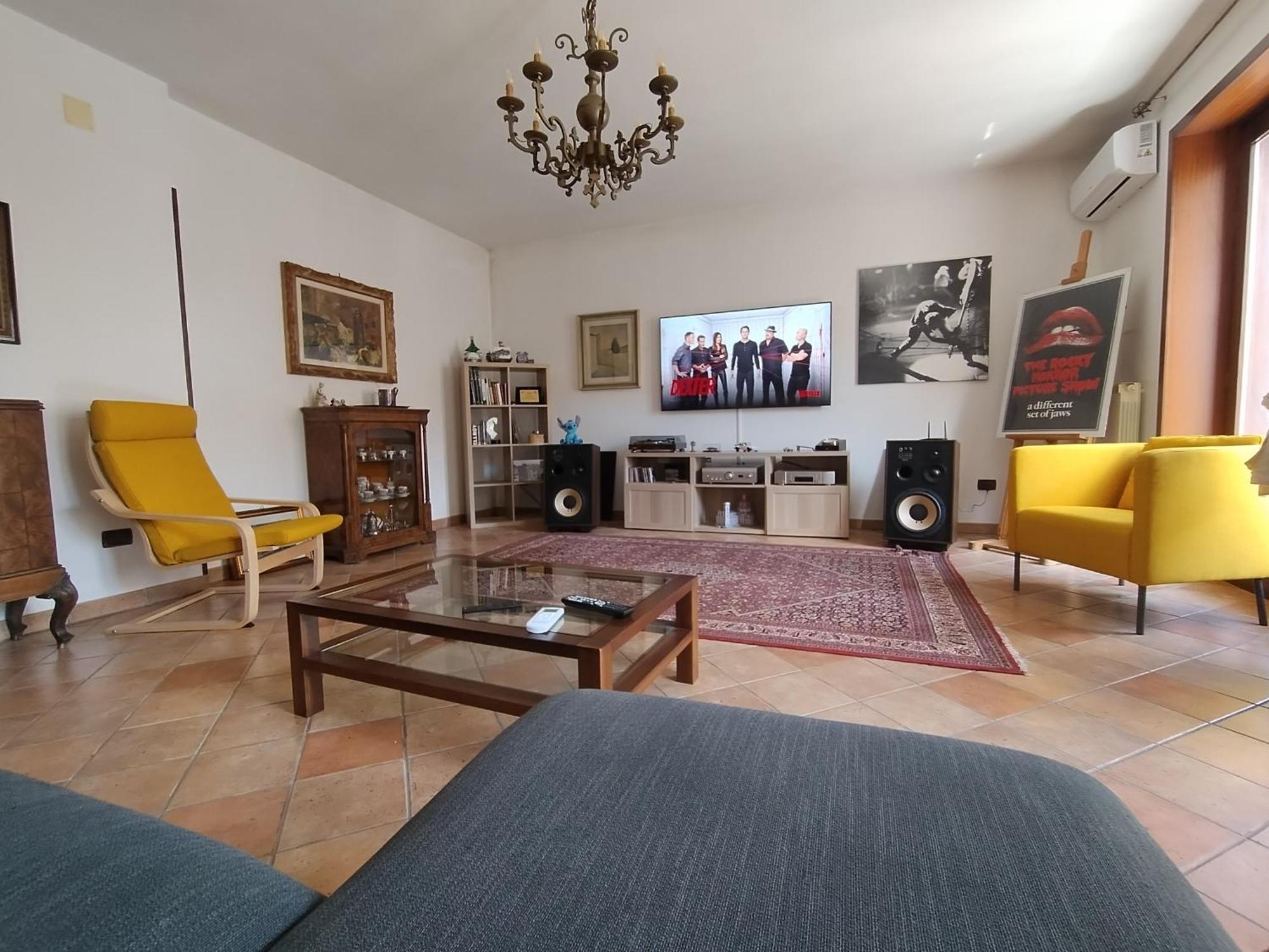 Favolosa Casa Con Terrazza, Idromassaggio, Cortile E Garage Auto 카로비그노 외부 사진