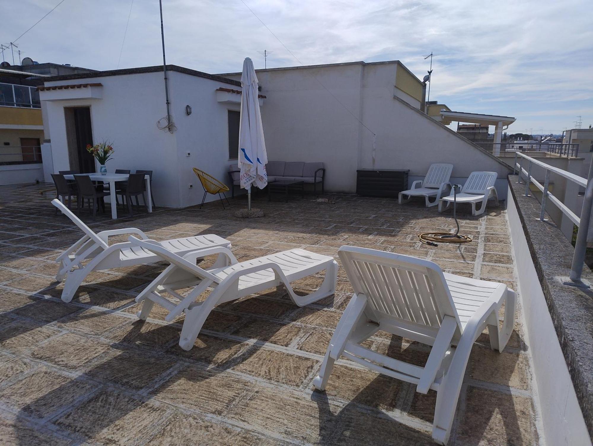 Favolosa Casa Con Terrazza, Idromassaggio, Cortile E Garage Auto 카로비그노 외부 사진